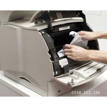 Sửa máy in lỗi nhận giấy và kẹt giấy - Thiết Bị Máy In Thần Vũ - Công Ty TNHH Dịch Vụ CNTT Và Thiết Bị Thần Vũ